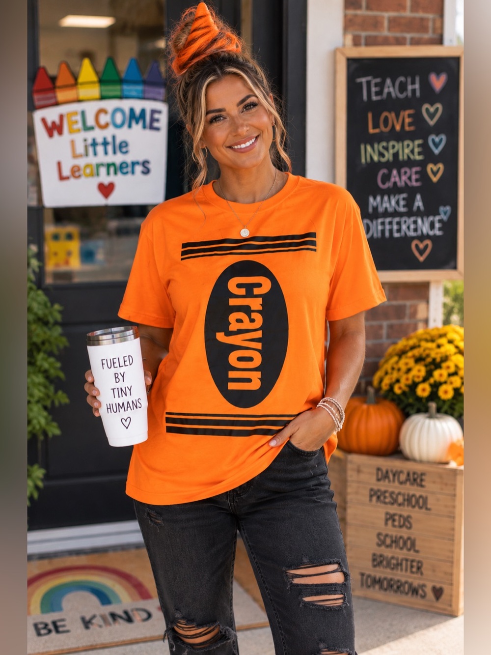 Gildan Orange Short-Sleeve "Crayon" Graphic Tee for Women Size Medium